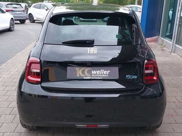 Fiat  la Prima by Bocelli MJ23 Navi JBL Rückfahrkamera