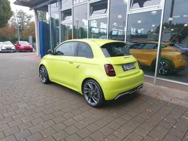 Abarth  E Turismo Alcantara Glasdach Sound JBL Apple Carplay Rückfahrkamera Klimaautomat