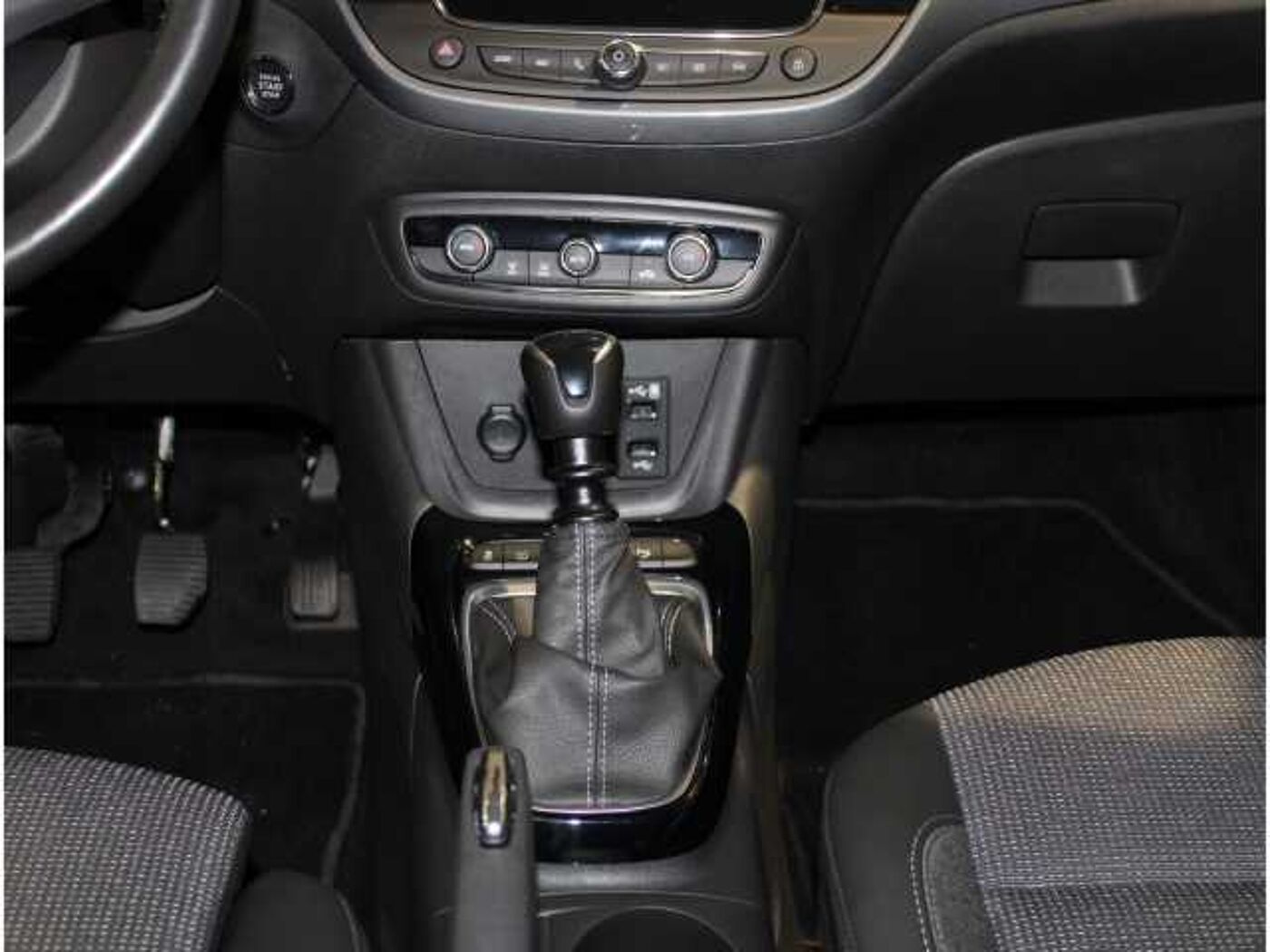 Opel  1.2 Turbo ''Elegance'' AHK Rückfahrkamera Sitzheizung Klimaautomatik