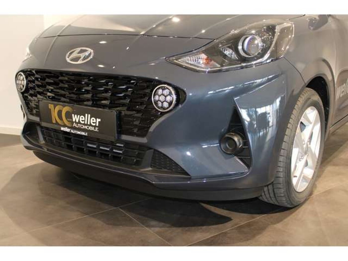 Hyundai  1.0 ''Connect & GO'' Navi Rückfahrkamera Sitzheizu