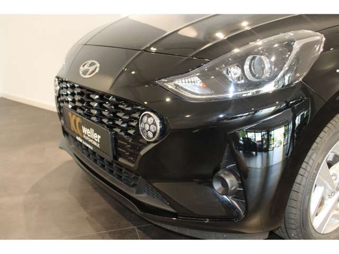 Hyundai  1.0 ''Connect & Go'' Rückfahrkamera Navi Sitzheizu